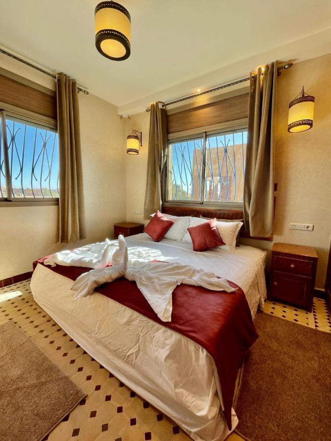 Hotel Apartments Lexpert " Riad The Family" Merzouga Esterno foto