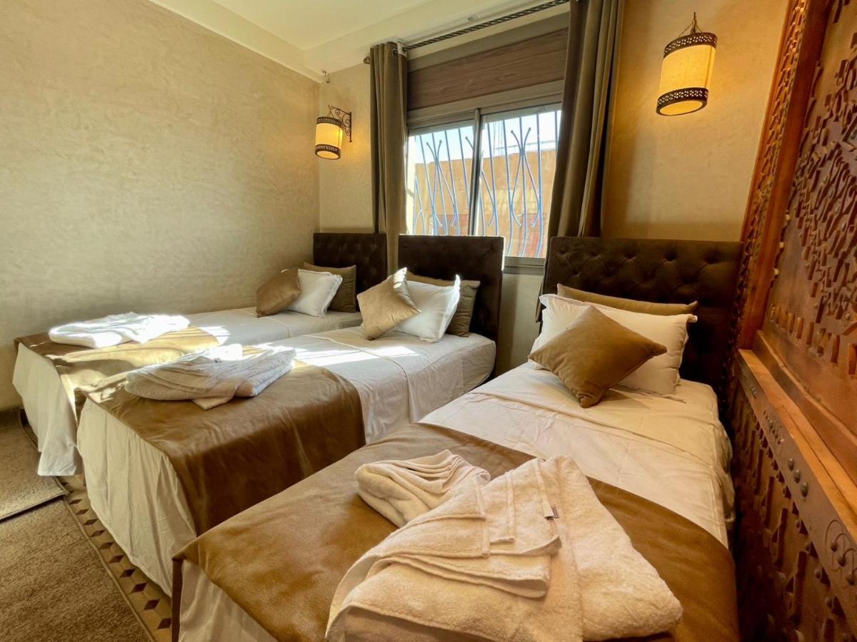 Hotel Apartments Lexpert " Riad The Family" Merzouga Esterno foto